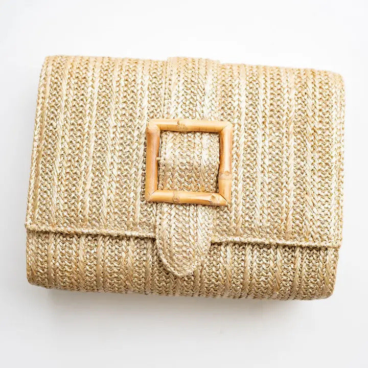 Janie Straw Clutch in Gold